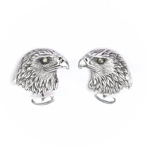 The Timeless Elegance of Silver Jewellery: A Closer Look at Tichu's Eagle Cufflink